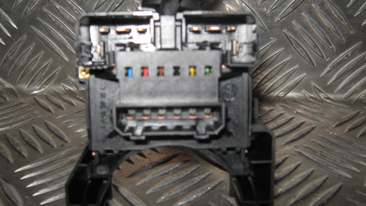 Skoda Superb Kontakt Visker Med OEM Nr. 4B0953503G Fra Skoda Ophugger