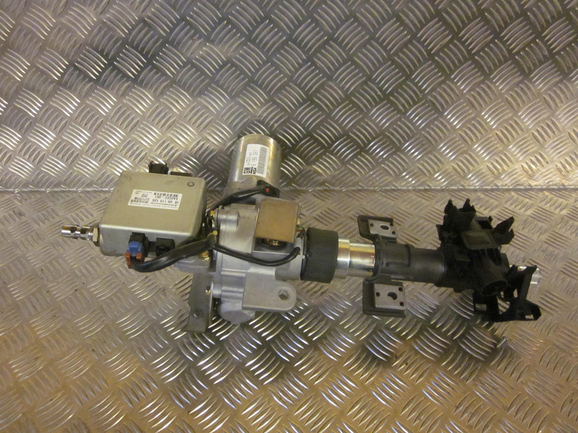 Opel Corsa C Ratstamme M/El-Servo Med OEM Nr. Ophugger Fra Opel Ophugger