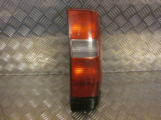 Volvo 70 Serie Baglygte Med OEM Nr. Ophugger Fra Volvo Ophugger