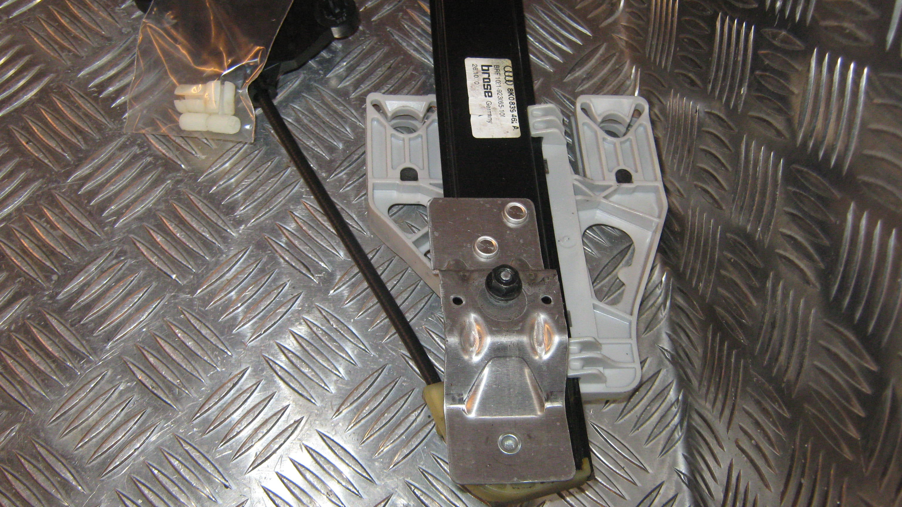 Audi A4 Rudemotor - Rudehejs Med OEM Nr. 8K0839462A Fra Audi Ophugger