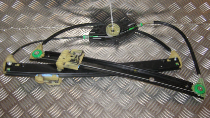 Audi A4 8K Rudemotor - Rudehejs Med OEM Nr. Ophugger Fra Audi Ophugger