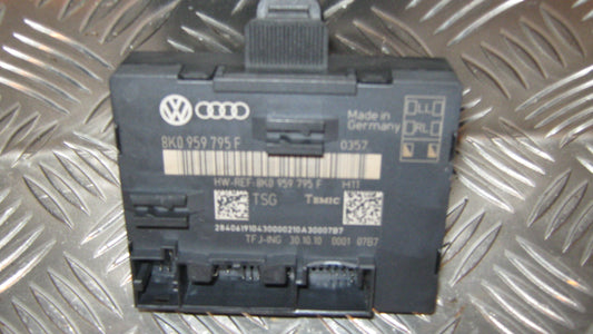 Audi A4 8K Elektriske Dele Div Med OEM Nr. Ophugger Fra Audi Ophugger