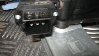 Opel Corsa D Rudemotor - Rudehejs Med OEM Nr. 13188488 Fra Opel Ophugger