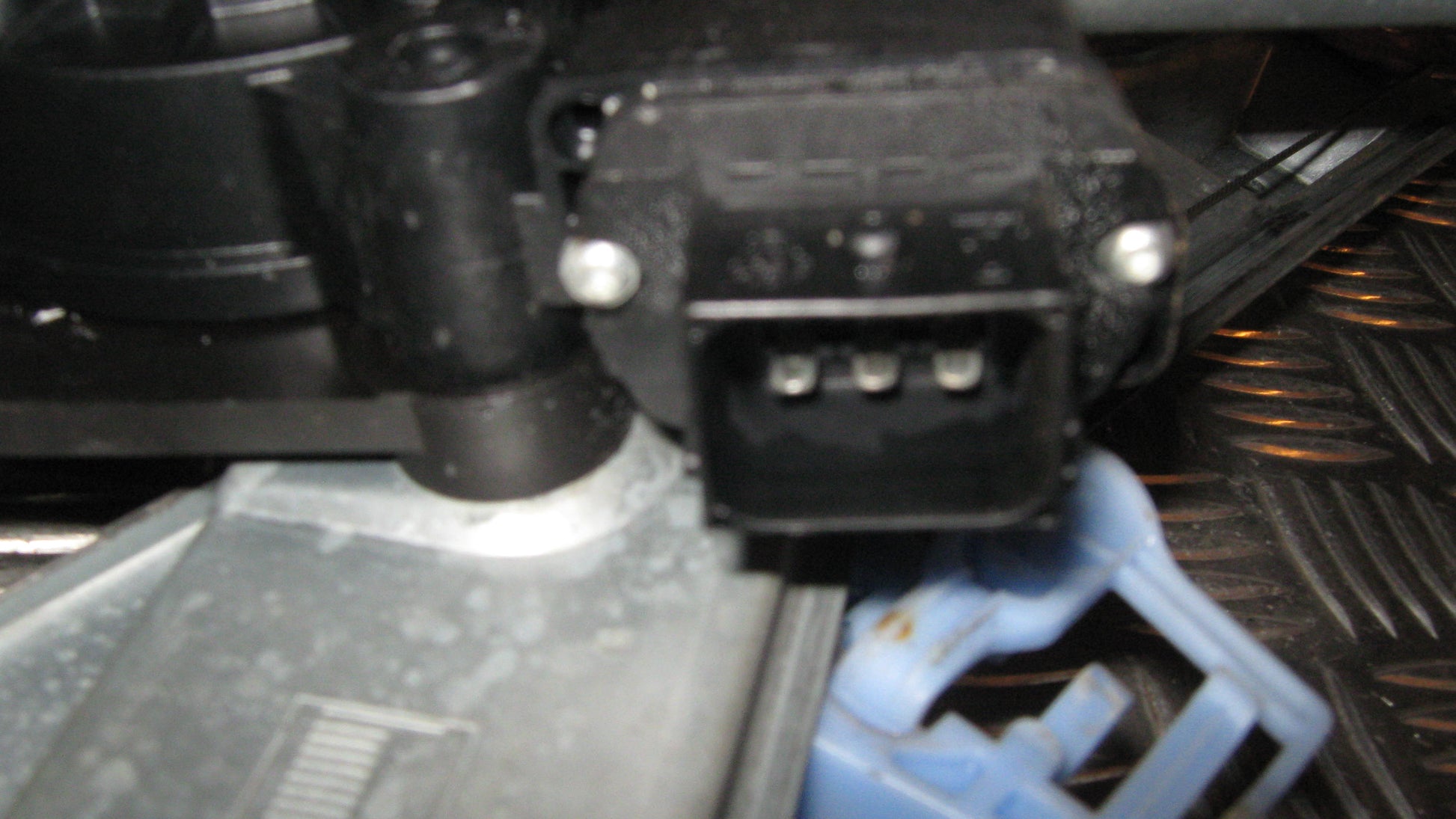 Opel Corsa D Rudemotor - Rudehejs Med OEM Nr. 13188487 Fra Opel Ophugger