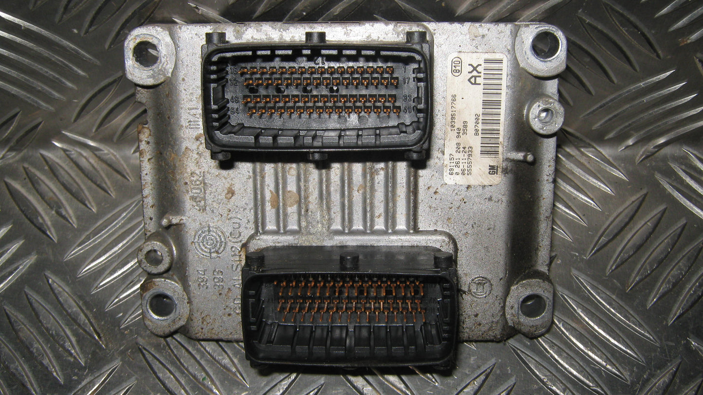 Opel Corsa D Motorstyring - Motorstyreboks - Injection Elboks Med OEM Nr. 0261208940 Fra Opel Ophugger