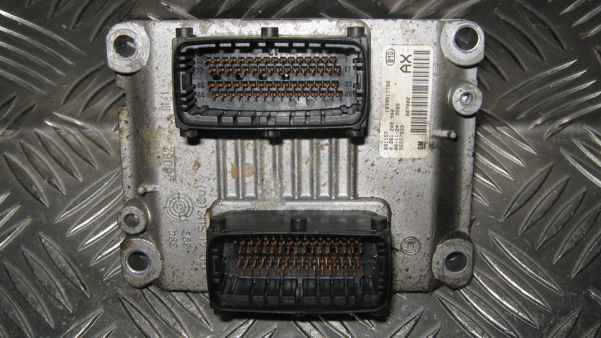 Opel Corsa D Motorstyring - Motorstyreboks - Injection Elboks Med OEM Nr. 0261208940 Fra Opel Ophugger