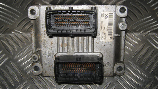 Opel Corsa D Motorstyring - Motorstyreboks - Injection Elboks Med OEM Nr. 0261208940 Fra Opel Ophugger