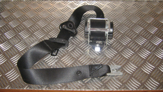 Opel Corsa D Sikkerhedsseler For Med OEM Nr. 13262567 Fra Opel Ophugger