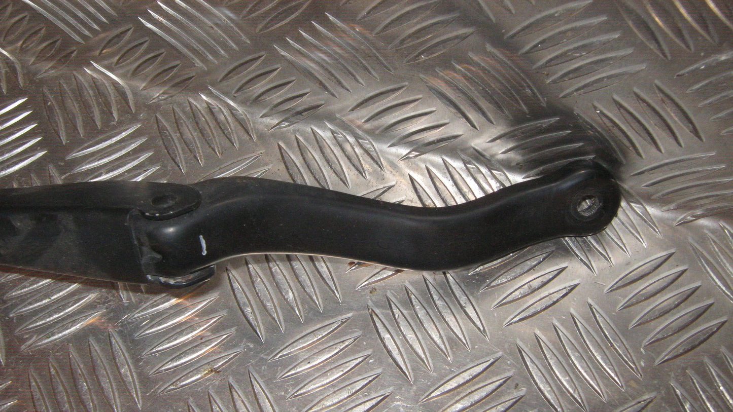 Opel Corsa D Viskerarm Med OEM Nr. Ophugger Fra Opel Ophugger