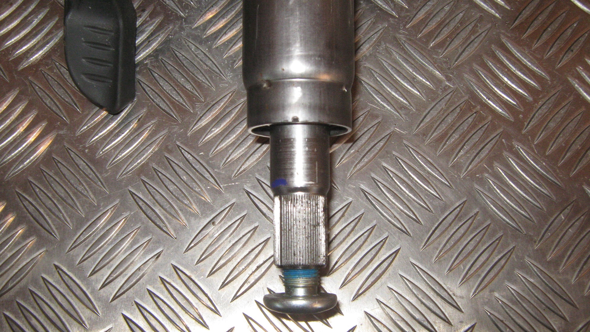 Opel Corsa D Ratstamme M/El-Servo Med OEM Nr. 9318932 Fra Opel Ophugger