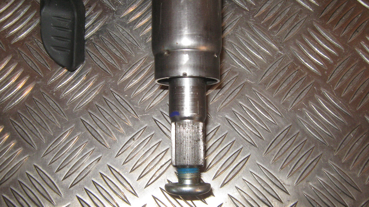 Opel Corsa D Ratstamme M/El-Servo Med OEM Nr. 9318932 Fra Opel Ophugger