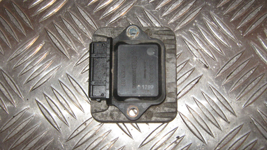 VW Golf 2 Elektriske Dele Div Med OEM Nr. Ophugger Fra VW Ophugger
