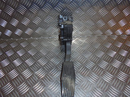Opel Vectra C Speederpedal Med OEM Nr. Ophugger Fra Opel Ophugger