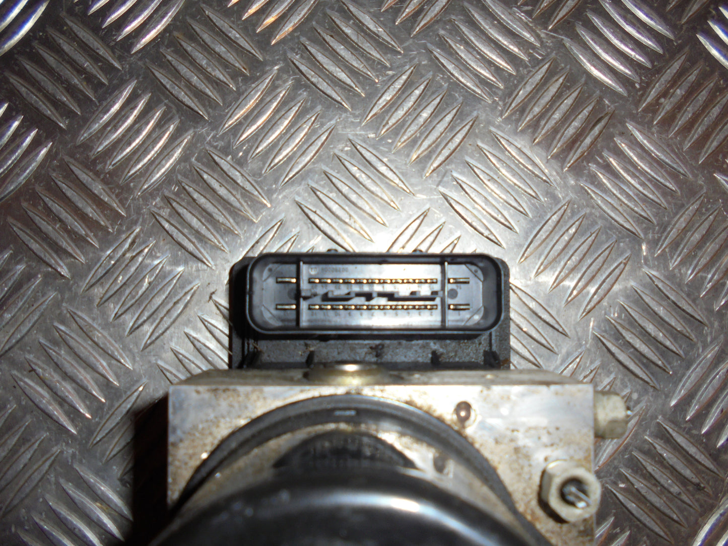 Opel Astra H Abs Pumpe Med OEM Nr. 13157578 Fra Opel Ophugger