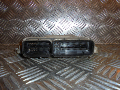 Opel Astra H Motorstyring - Motorstyreboks - Injection Elboks Med OEM Nr. 55556829 Fra Opel Ophugger