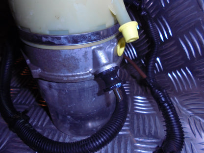 Opel Astra H Servopumpe Med OEM Nr. 93179568 Fra Opel Ophugger