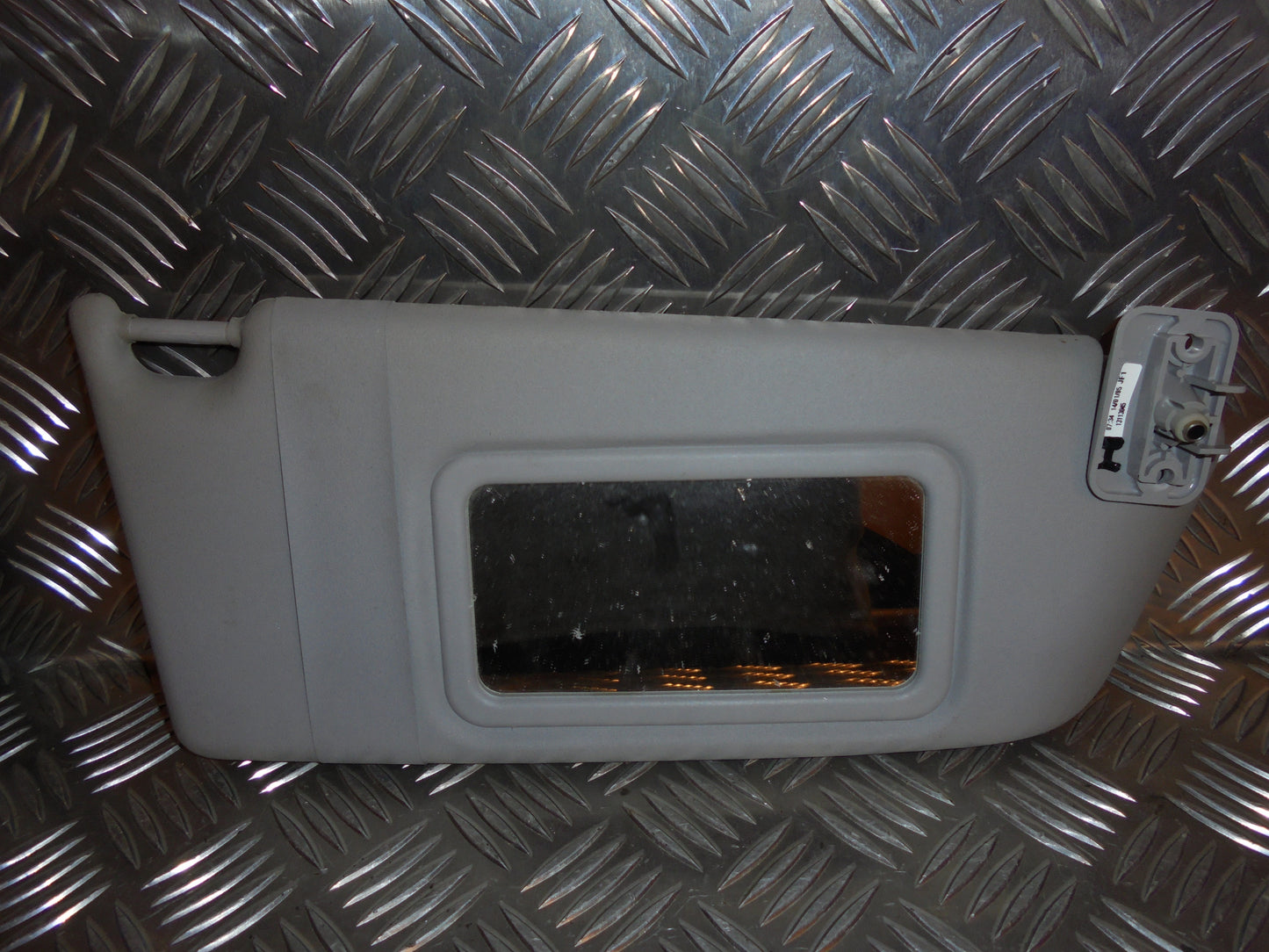 Opel Astra H Solskærm Med OEM Nr. Ophugger Fra Opel Ophugger