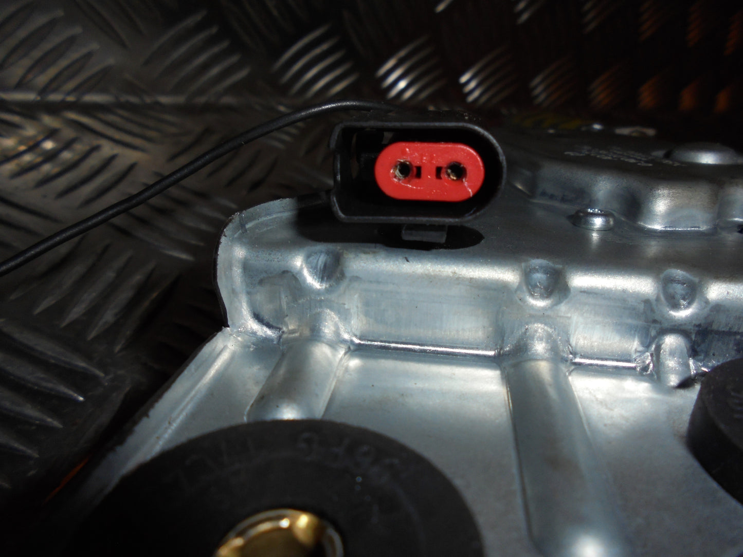 Ford Focus Bagrudevisker Motor Med OEM Nr. Ophugger Fra Ford Ophugger