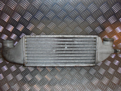 Ford Focus Køler Intercooler Med OEM Nr. Ophugger Fra Ford Ophugger