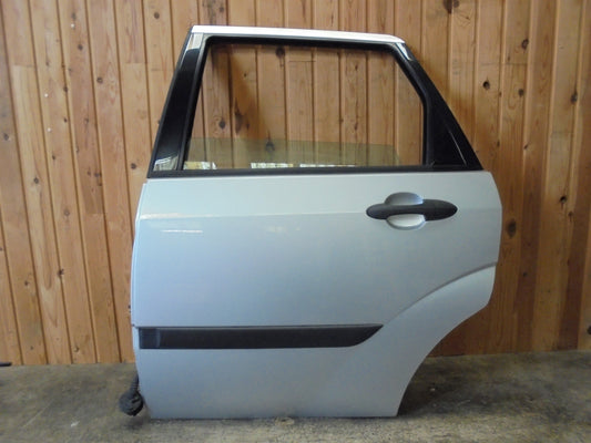 Ford Focus Bagdør V Med OEM Nr. 1430149 Fra Ford Ophugger