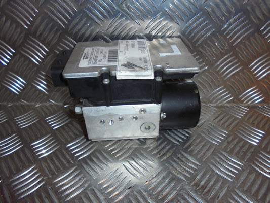 Opel Vectra C Abs Pumpe Med OEM Nr. 13136694 Fra Opel Ophugger
