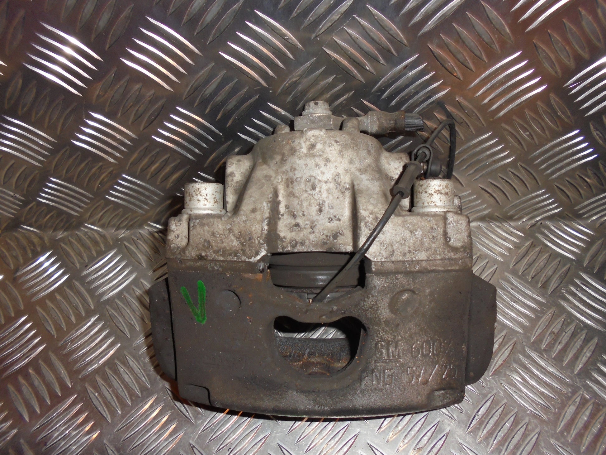 Opel Vectra C Bremsekaliber VF Med OEM Nr. GM6002 Fra Opel Ophugger