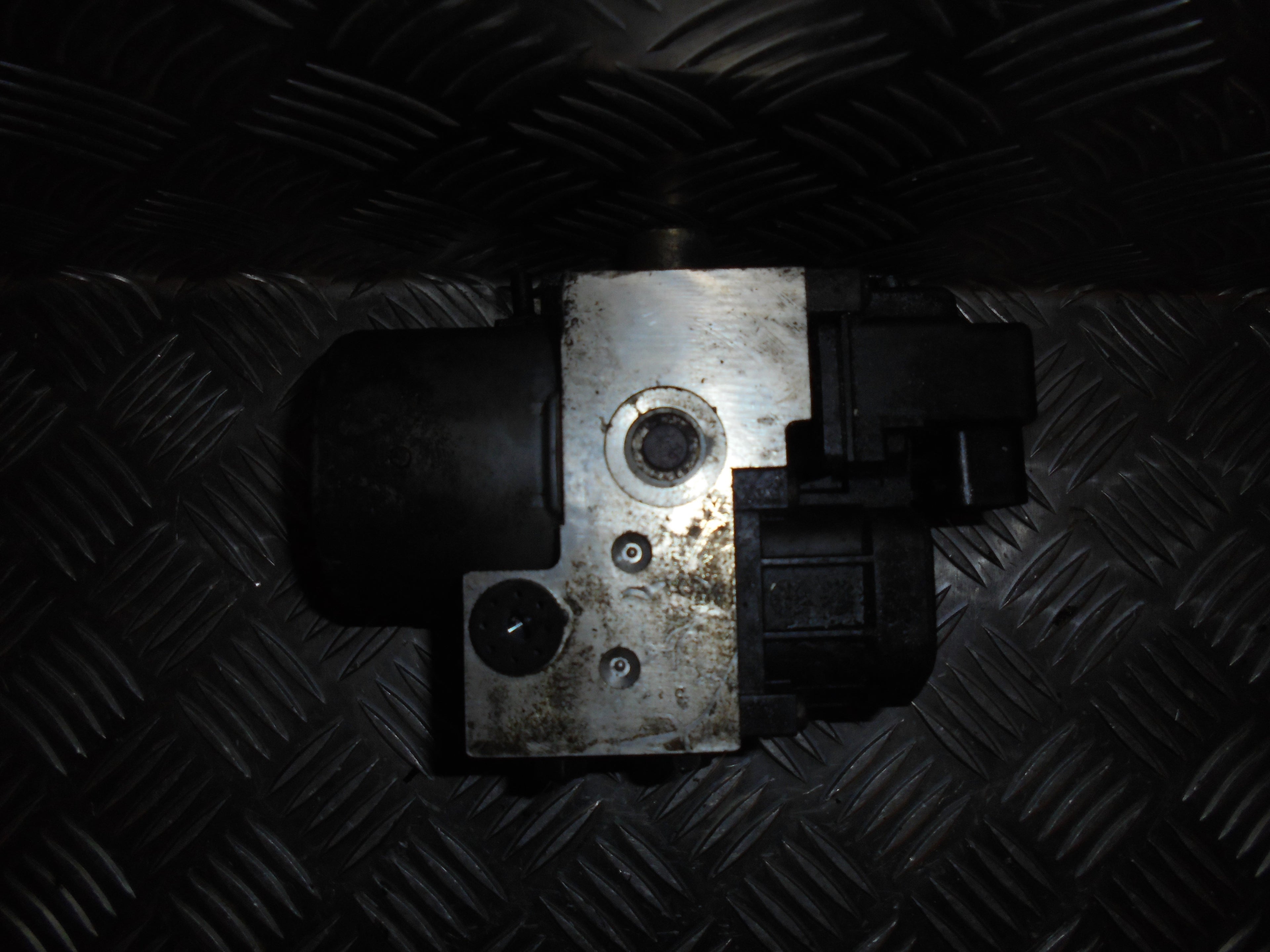 VW Passat 3B ABS Pumpe Med OEM Nr. 0273004281 Fra VW Ophugger