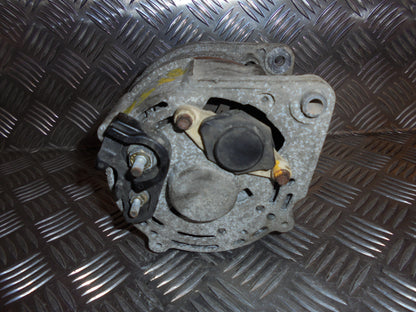 Opel Astra F Generator Med OEM Nr. Ophugger Fra Opel Ophugger