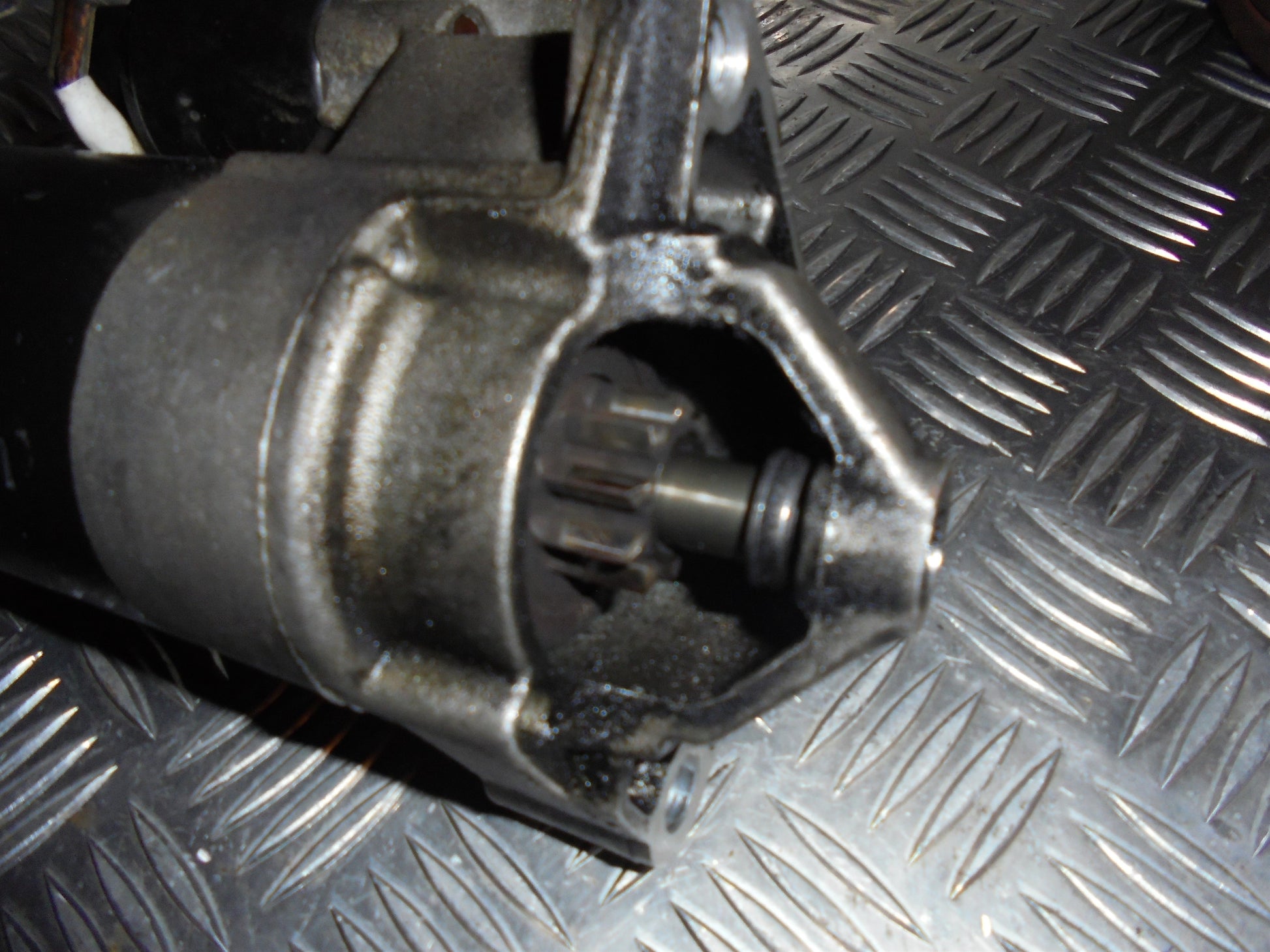 Renault Megane 2 Starter Med OEM Nr. 0001106023 Fra Renault Ophugger