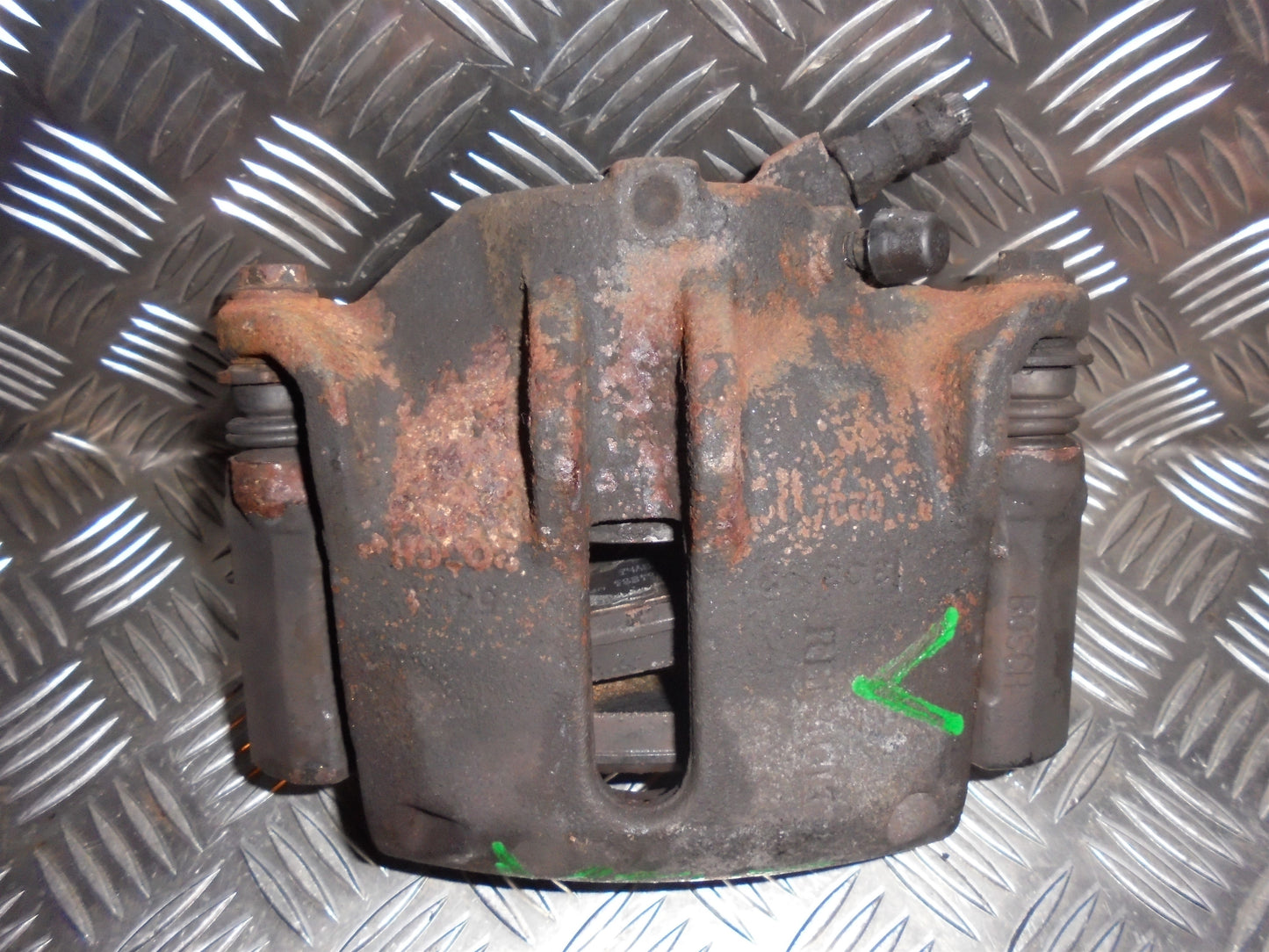Renault Megane 2 Bremsekaliber VF Med OEM Nr. Ophugger Fra Renault Ophugger