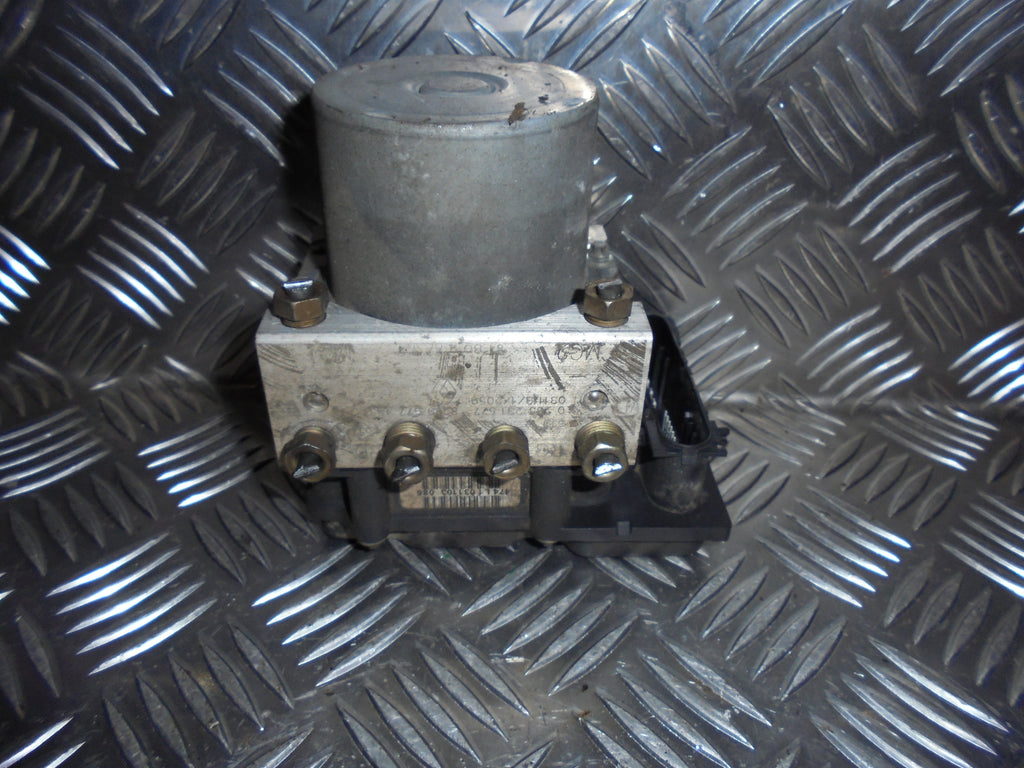 Renault Megane 2 ABS Pumpe Med OEM Nr. 0265231577 Fra Renault Ophugger