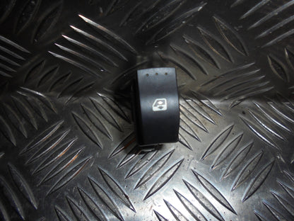 Renault Megane 2 Kontakt Rudehejs Med OEM Nr. Ophugger Fra Renault Ophugger