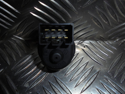 Renault Megane 2 Kontakt Sidespejl Med OEM Nr. Ophugger Fra Renault Ophugger