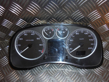 Peugeot 307 Elek. Drev Instr Med OEM Nr. Ophugger Fra Peugeot Ophugger