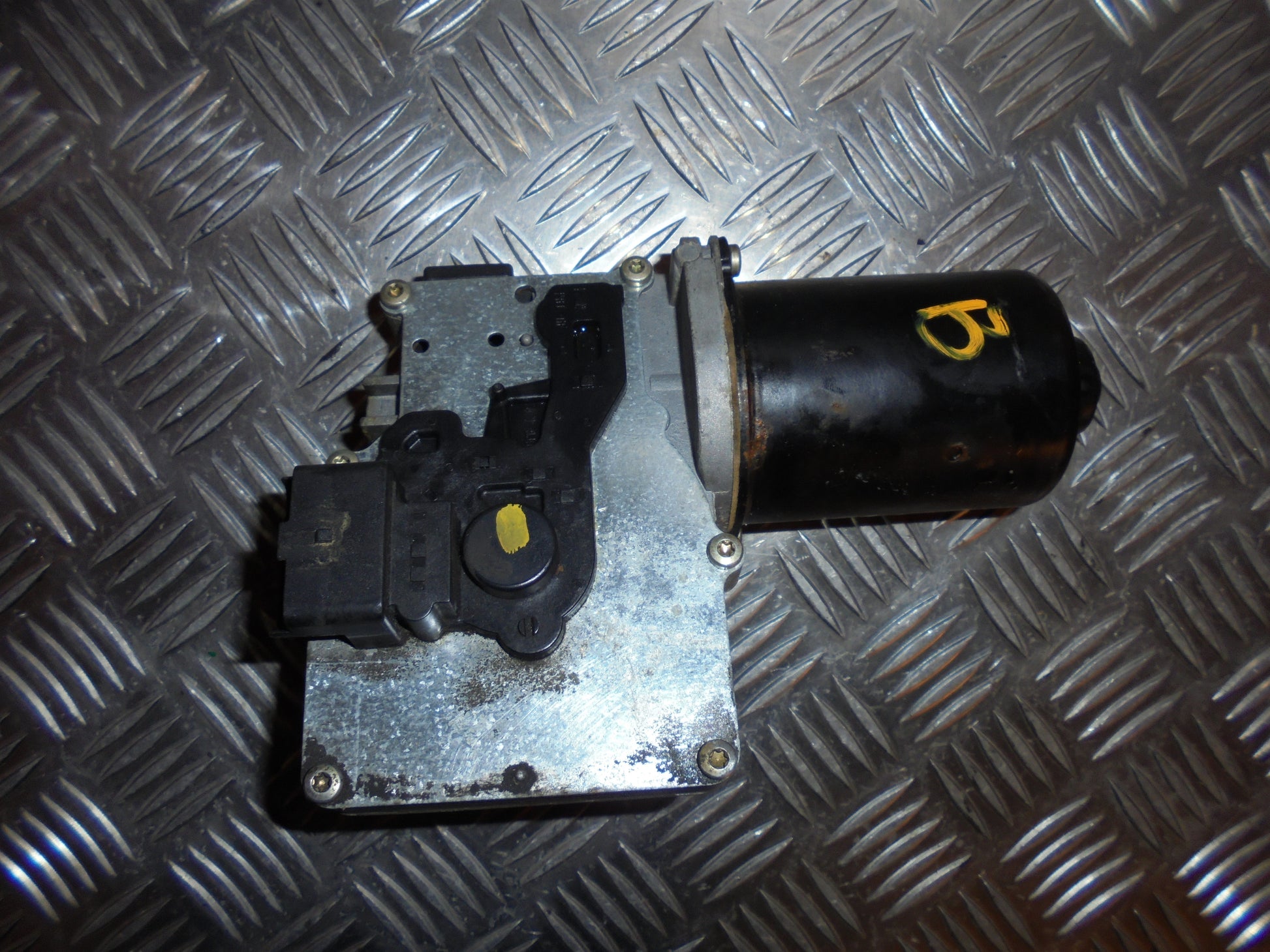 Peugeot 307 Viskermotor Med OEM Nr. Ophugger Fra Peugeot Ophugger