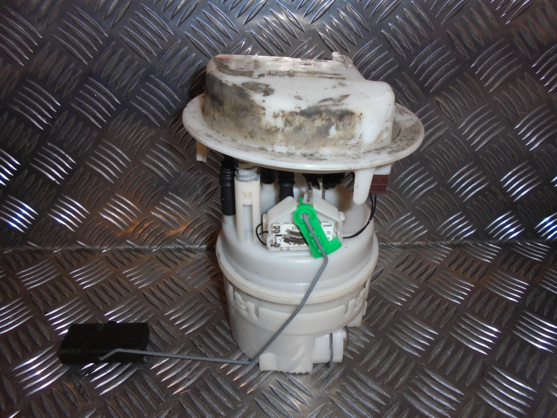 Peugeot 307 Benz/Brændstofpumpe El Med OEM Nr. 1525KJ Fra Peugeot Ophugger