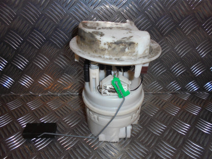 Peugeot 307 Benz/Brændstofpumpe El Med OEM Nr. 1525KJ Fra Peugeot Ophugger