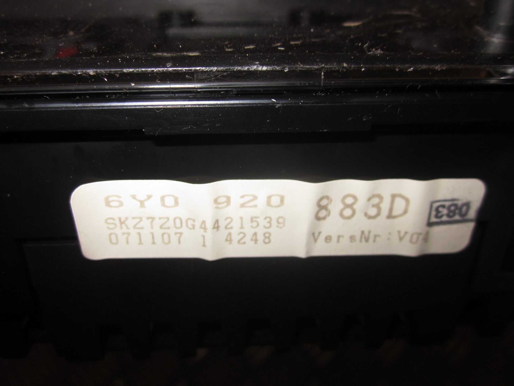 Skoda Fabia Speedometer - Instrument Med OEM Nr. 6Y0920883D Fra Skoda Ophugger