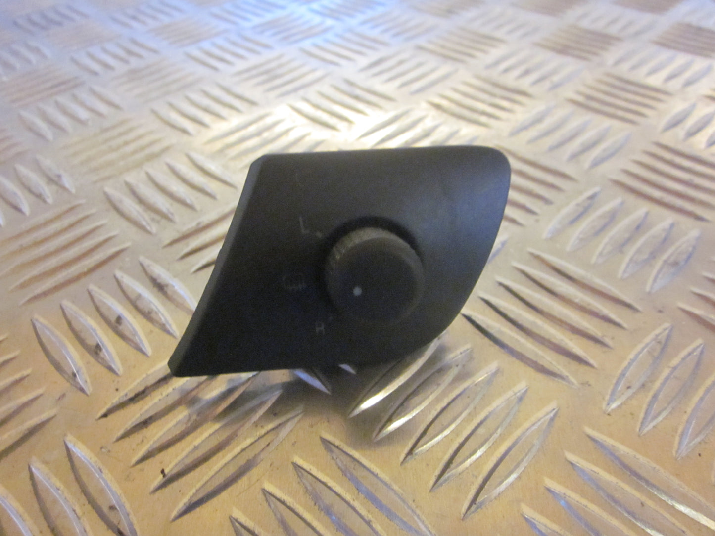 Skoda Fabia Kontakt Sidespejl Med OEM Nr. 6Y1959565E Fra Skoda Ophugger