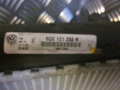 Skoda Fabia Køler Med OEM Nr. 6Q0121253R Fra Skoda Ophugger