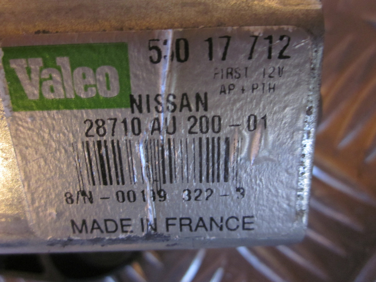Nissan Primera P12 Bagrudevisker Motor Med OEM Nr. Ophugger Fra Nissan Ophugger