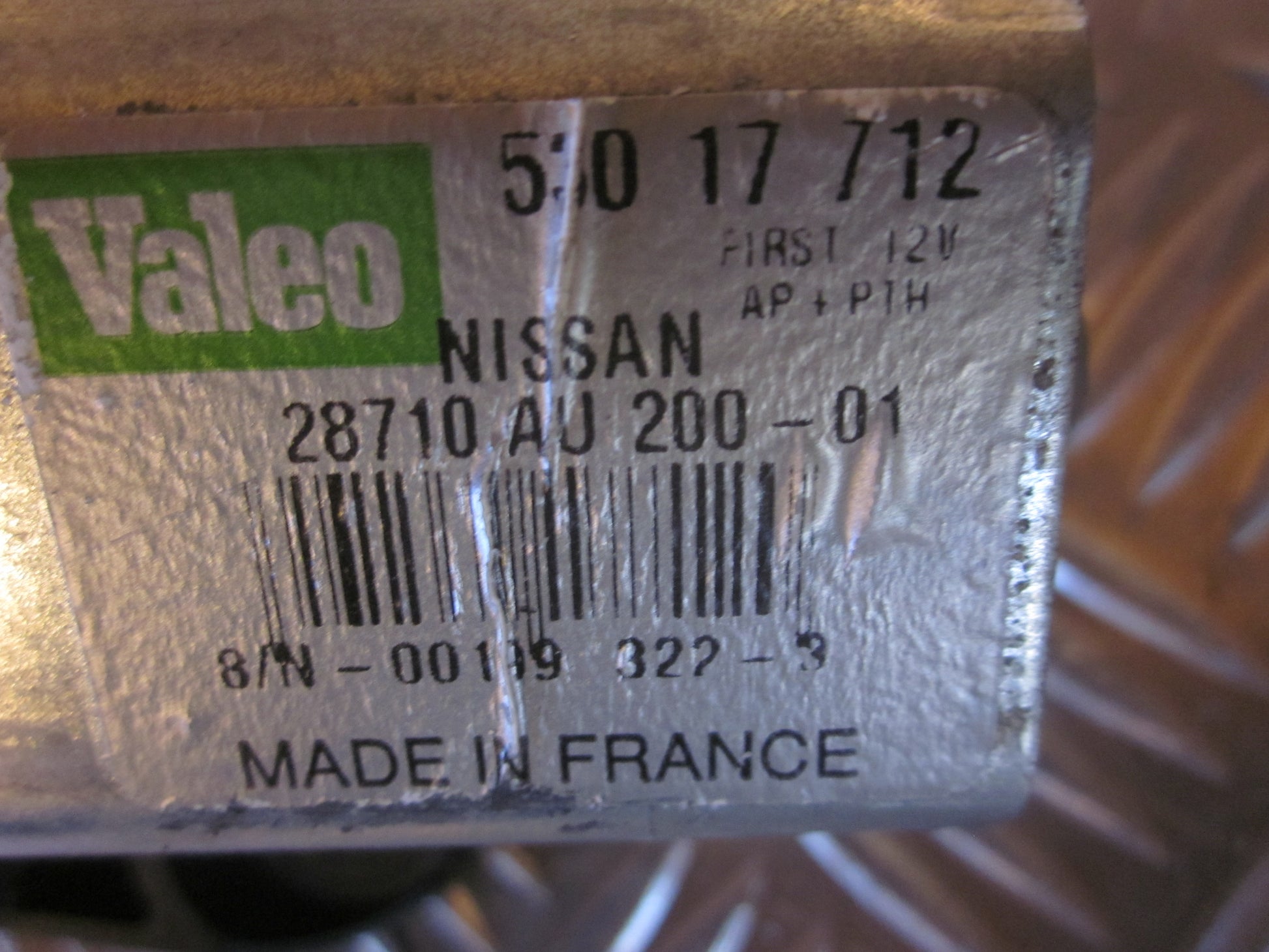 Nissan Primera P12 Bagrudevisker Motor Med OEM Nr. Ophugger Fra Nissan Ophugger