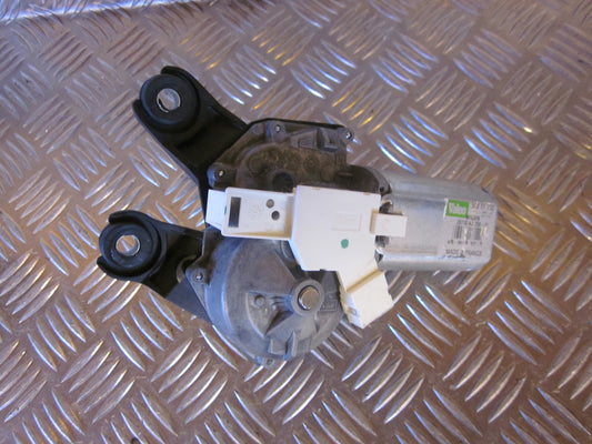 Nissan Primera P12 Bagrudevisker Motor Med OEM Nr. Ophugger Fra Nissan Ophugger