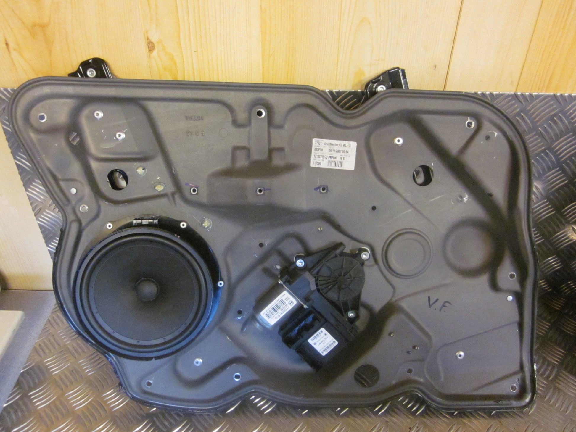 Skoda Octavia Rudemotor - Rudehejs Med OEM Nr. Ophugger Fra Skoda Ophugger