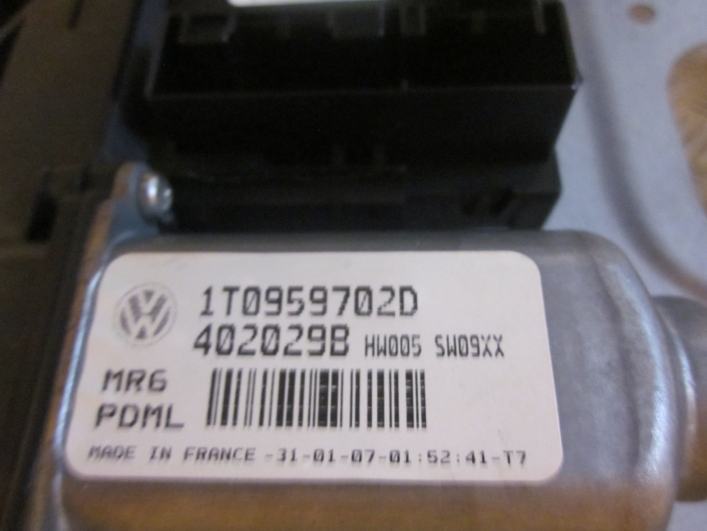 VW Touran 1T GP Rudemotor - Rudehejs Med OEM Nr. 1T0959702D Fra VW Ophugger