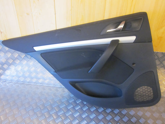 Seat Ibiza 6L Dørbeklædning Med OEM Nr. Ophugger Fra Seat Ophugger