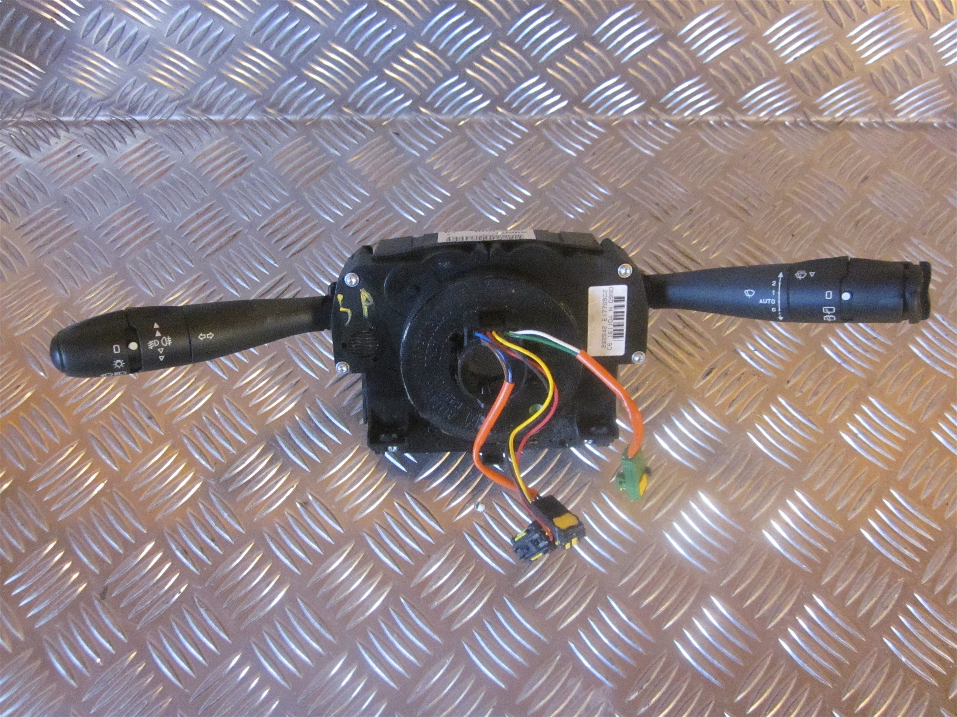 Citroen C3 Kontakt Combi Med OEM Nr. 96488227XT Fra Citroen Ophugger
