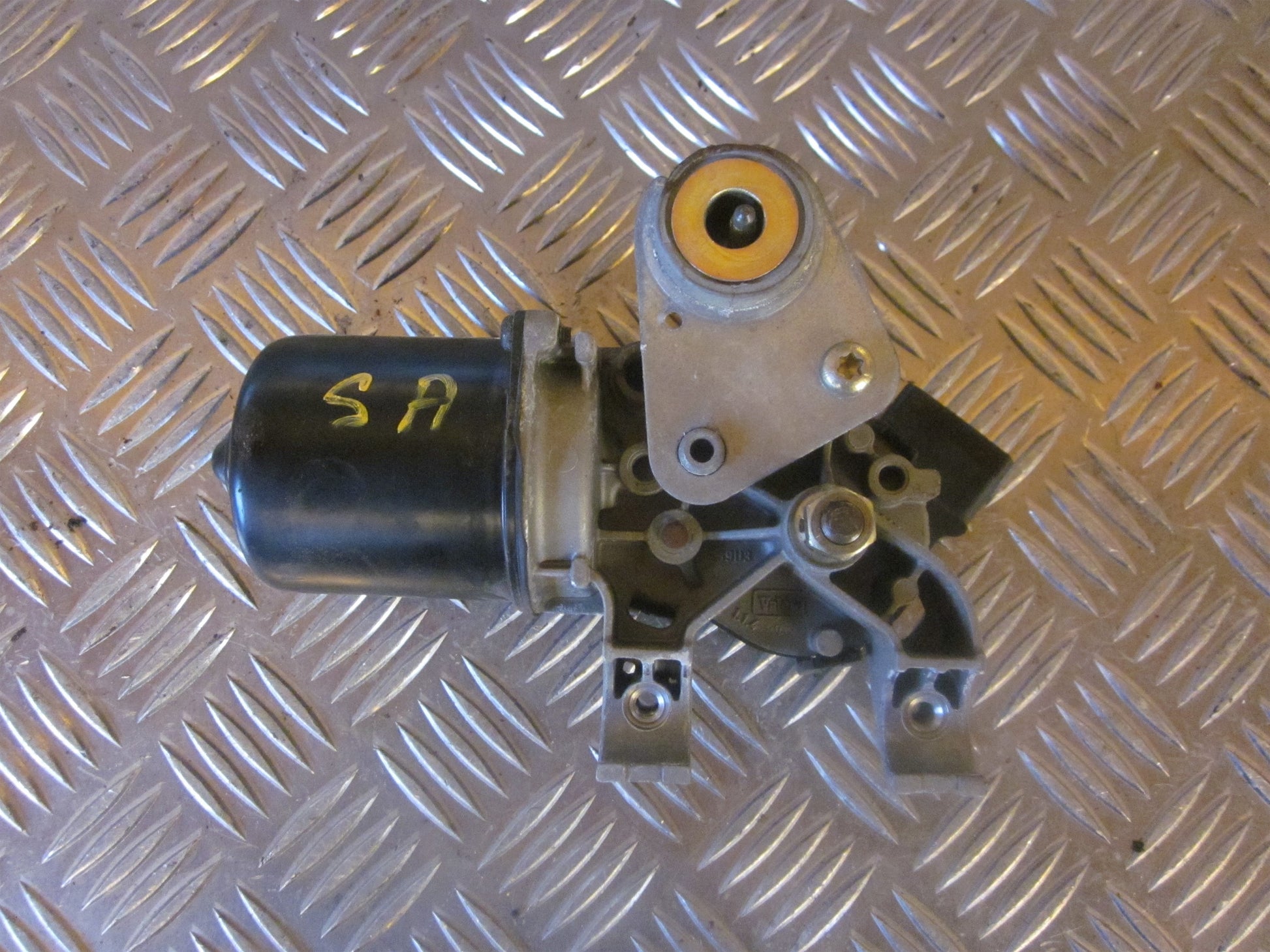Citroen C3 Viskermotor Med OEM Nr. Ophugger Fra Citroen Ophugger