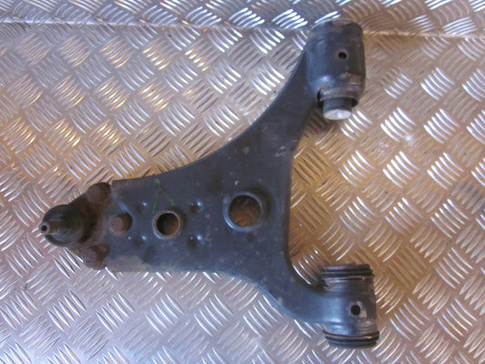 Mercedes A W169 Bærearm F.N. V Med OEM Nr. Ophugger Fra Mercedes Ophugger