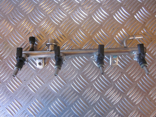 Mercedes A W169 Dyse Med OEM Nr. Ophugger Fra Mercedes Ophugger